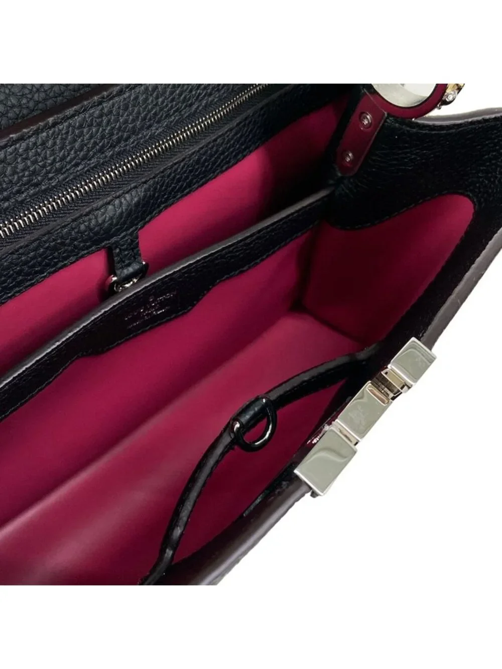 Louis Vuitton Handbag Capucines MM Noir Leather Cowhide